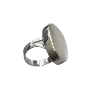 LA STELE MOTHER OF PEARL RING
